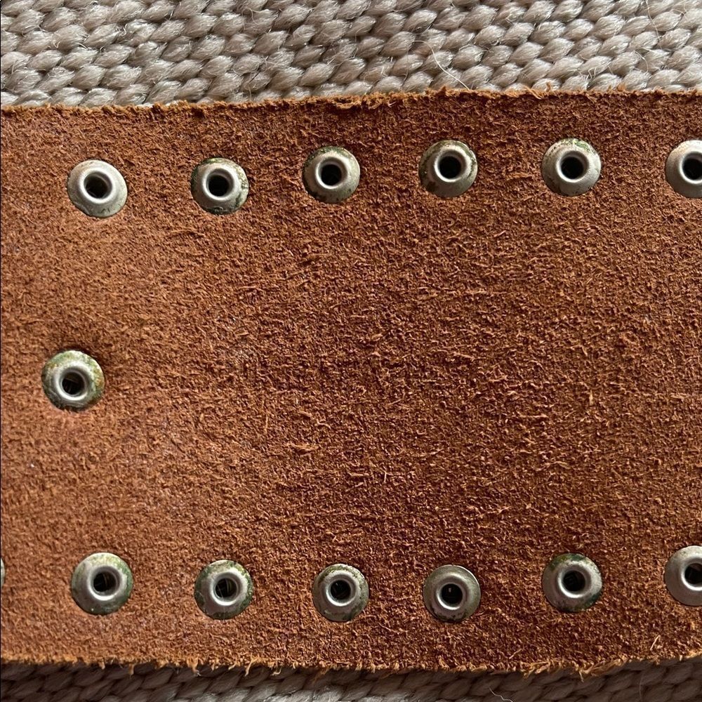 Ralph Lauren Brown Leather Belt with Silver Accents - Picture 10 of 10
